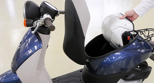 鍵をメットインに閉じ込めてしまった 【カギ開け】